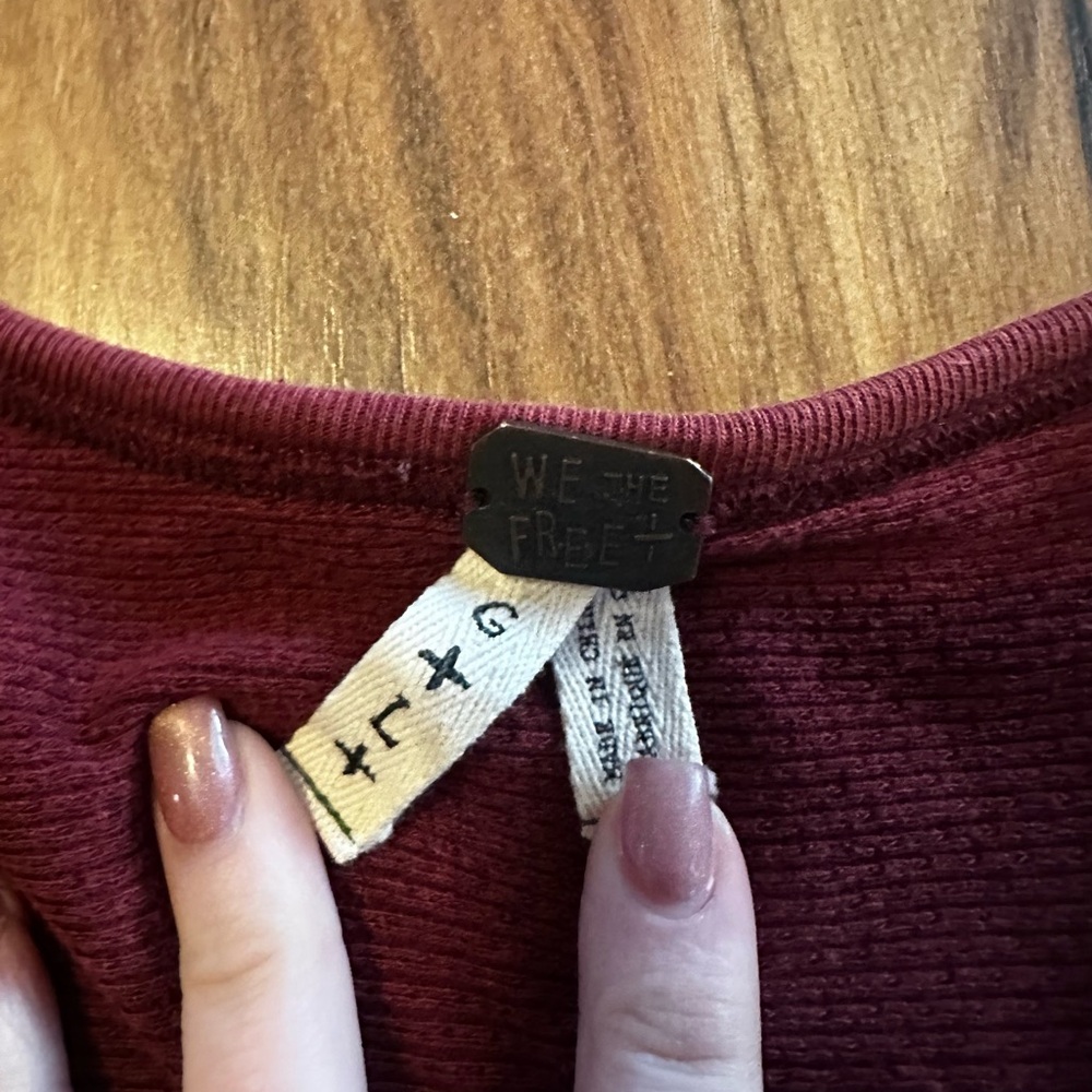 Free People Thermal Top L Burgundy Sunnie Valley Long Sleeve Boho Cuff Detail - Picture 4 of 8